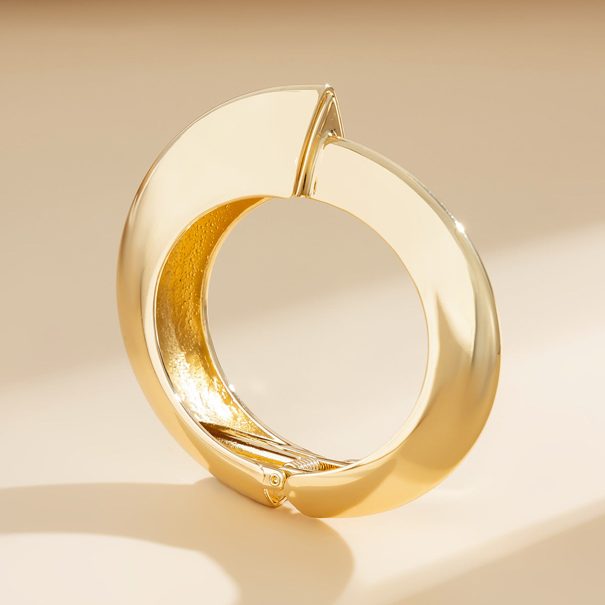 Cecilia Bangles